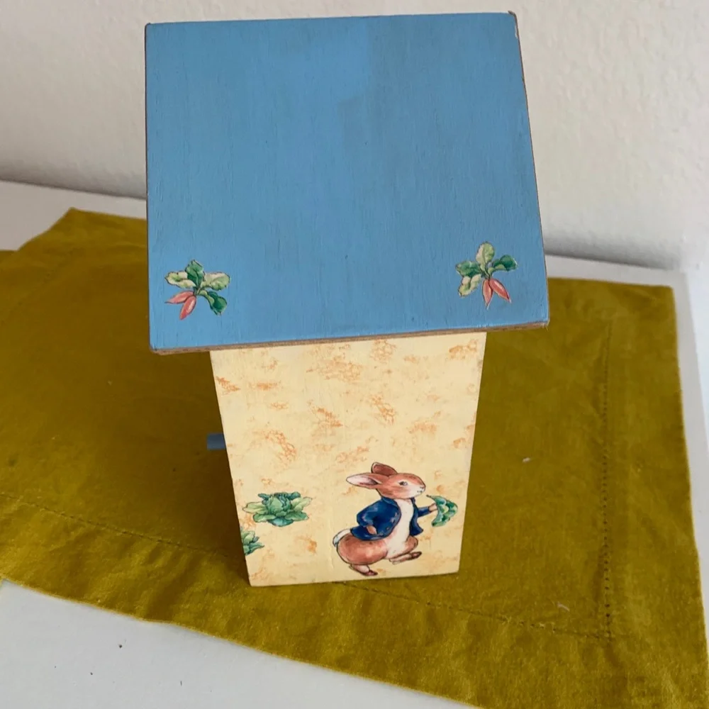 Peter Rabbit Easter decor - Picture 5 of 5
